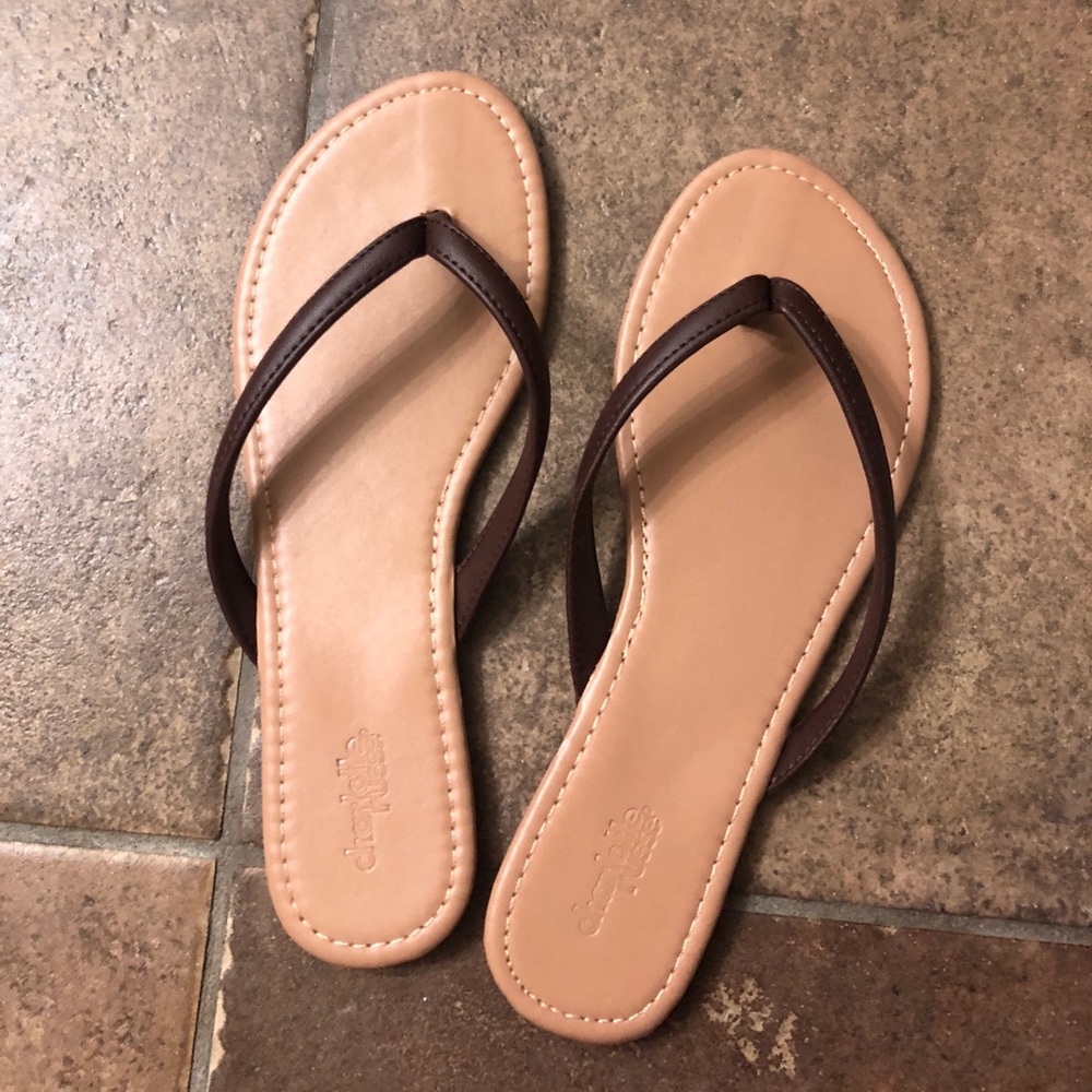 NWOT sandals